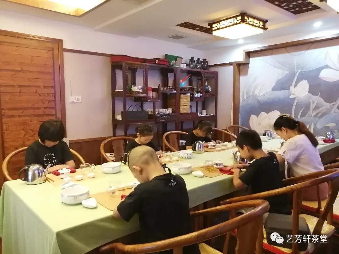 少兒茶文化,茶藝教育咨詢,茶事活動,湖南藝芳軒茶文化傳播有限責(zé)任公司